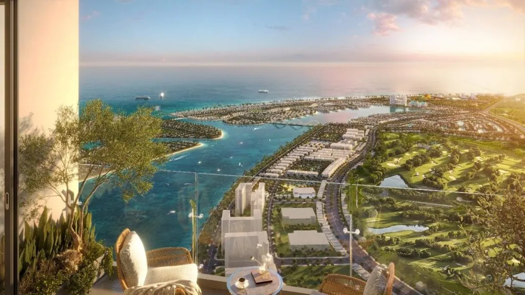 Góc logia căn hộ tầng cao nhìn ra lagoon, sân golf và bờ biển tại đại đô thị Vinhomes Green Paradise Cần Giờ